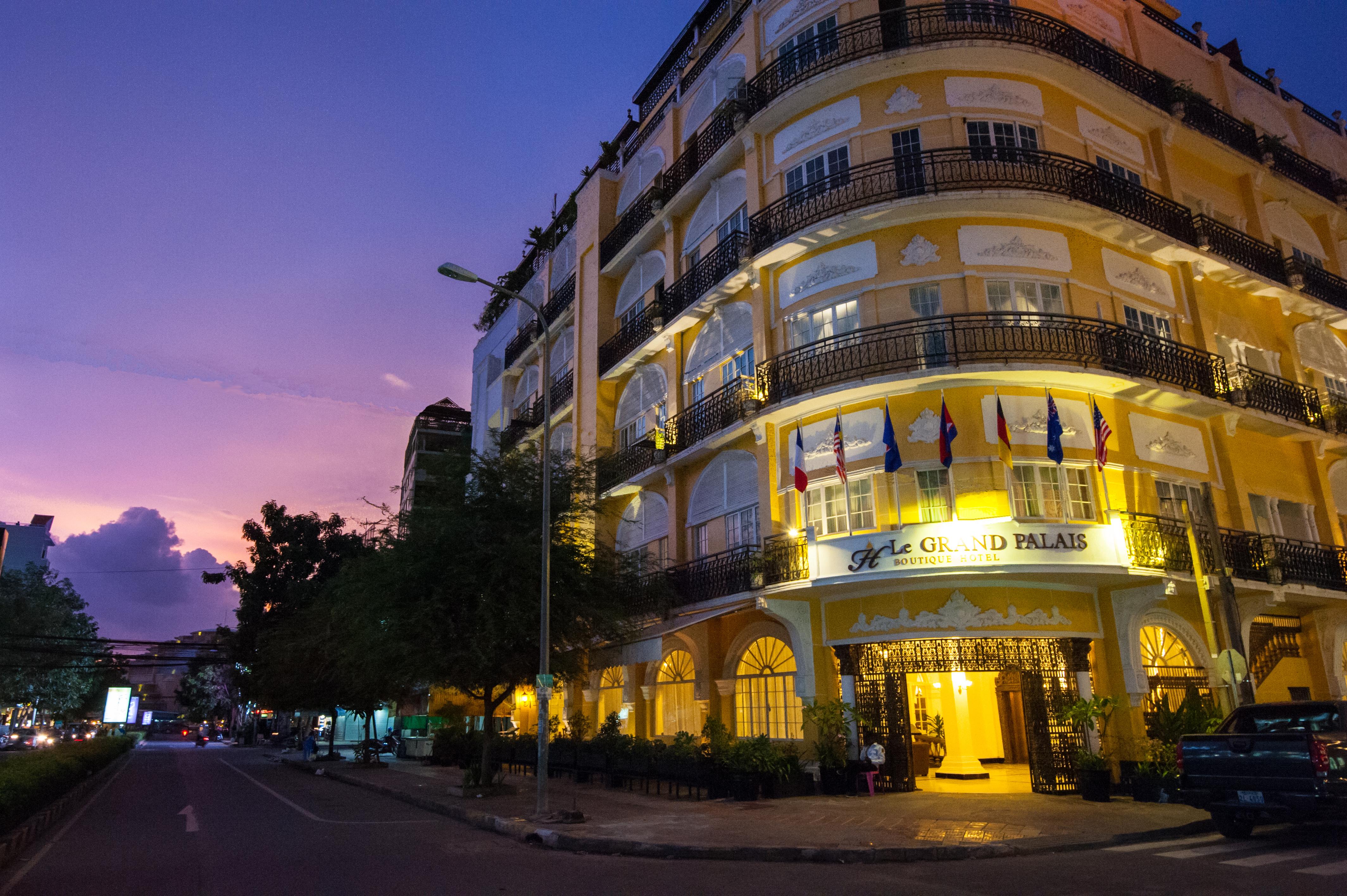 Le Grand Palais Boutique Hotel Phnom Pen Exterior foto